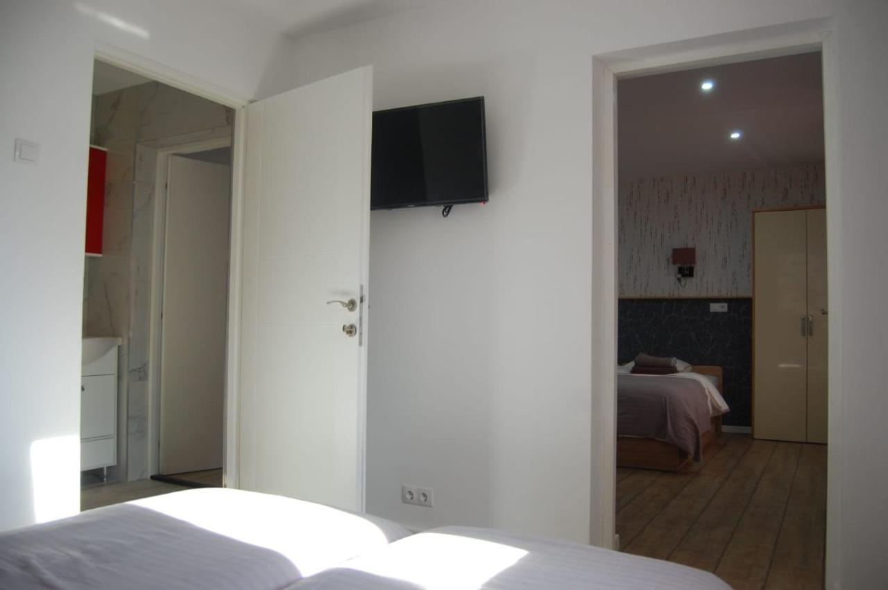 Vila Phoenix Călimăneşti Εξωτερικό φωτογραφία